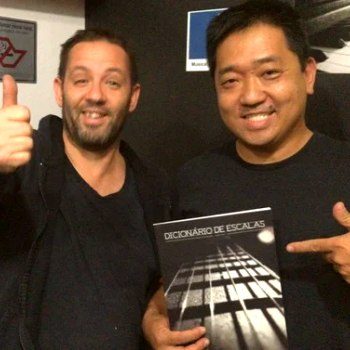 Hiro K. (Guitar Hiro), aluno do Dicionário de Escalas